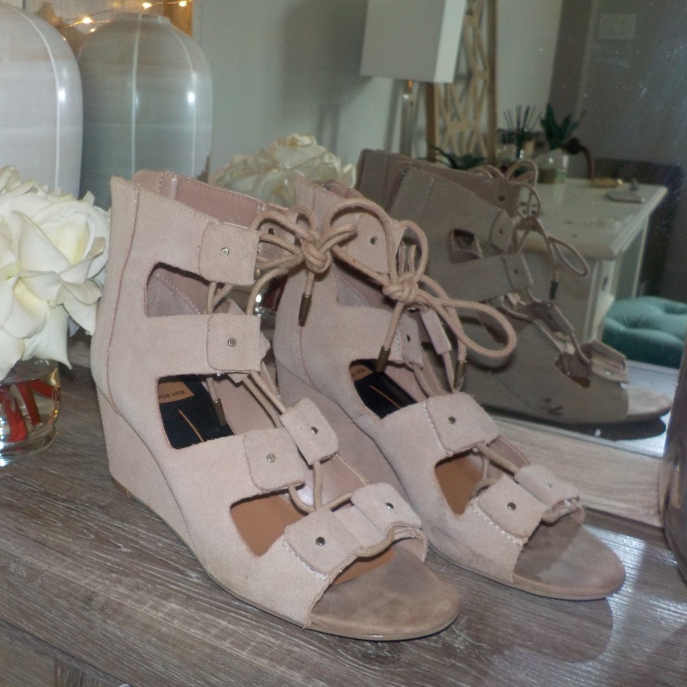 DOLCE VITA 🌸tan heels / wedges